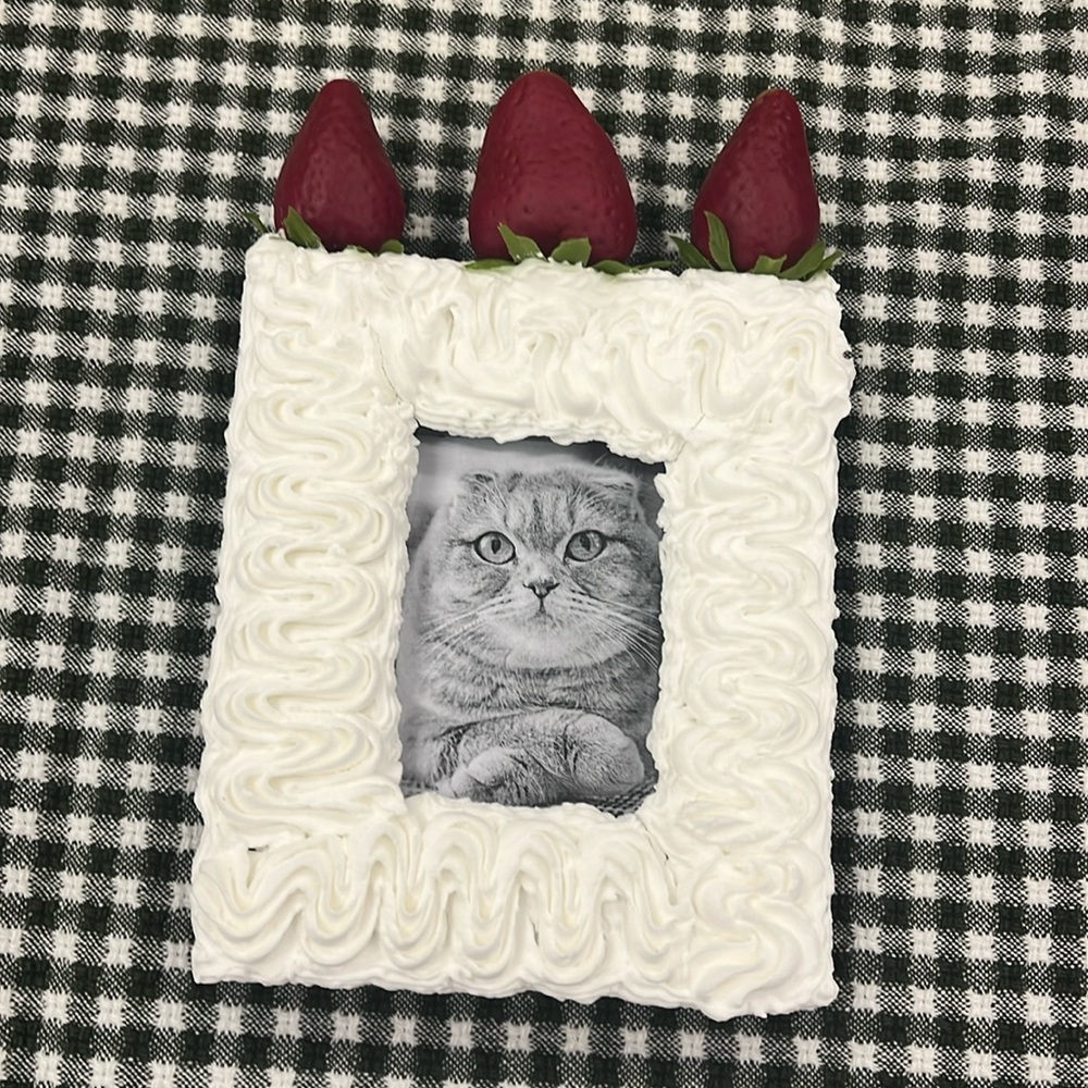 Handmade cake picture frame